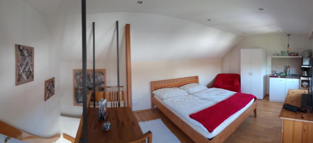 Arthouse Apartment photo 2