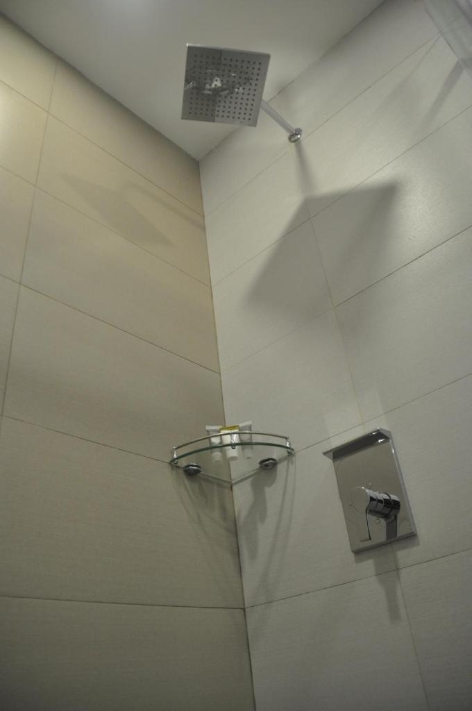 Сьюит (Полулюкс), Mezzo Hotel