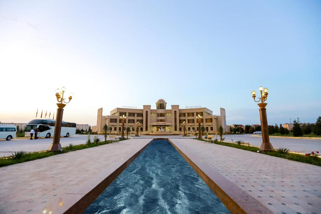 Hotel KARAVAN photo 2