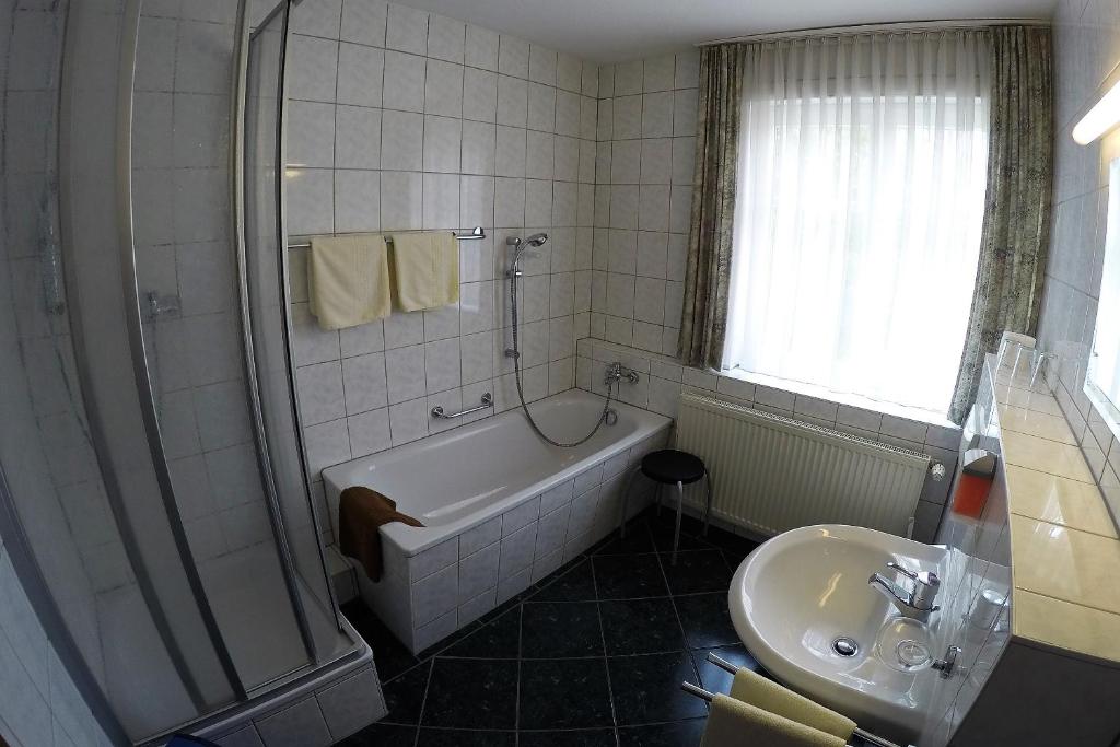 Hotel Drei Kronen photo 2