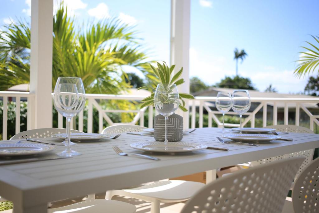 Sea Glass Villa - Spacious 3 Bed / 2 Bath (Lantana 39) photo 4