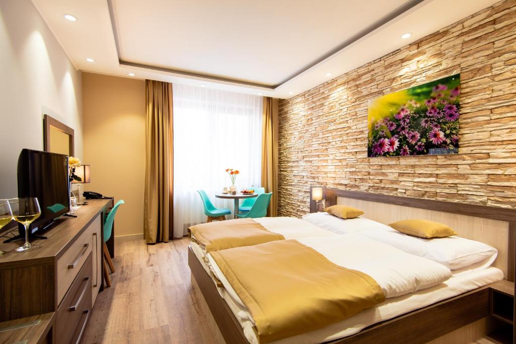 Двухместный (Двухместный номер Делюкс с 1 кроватью), Hotel Viktor