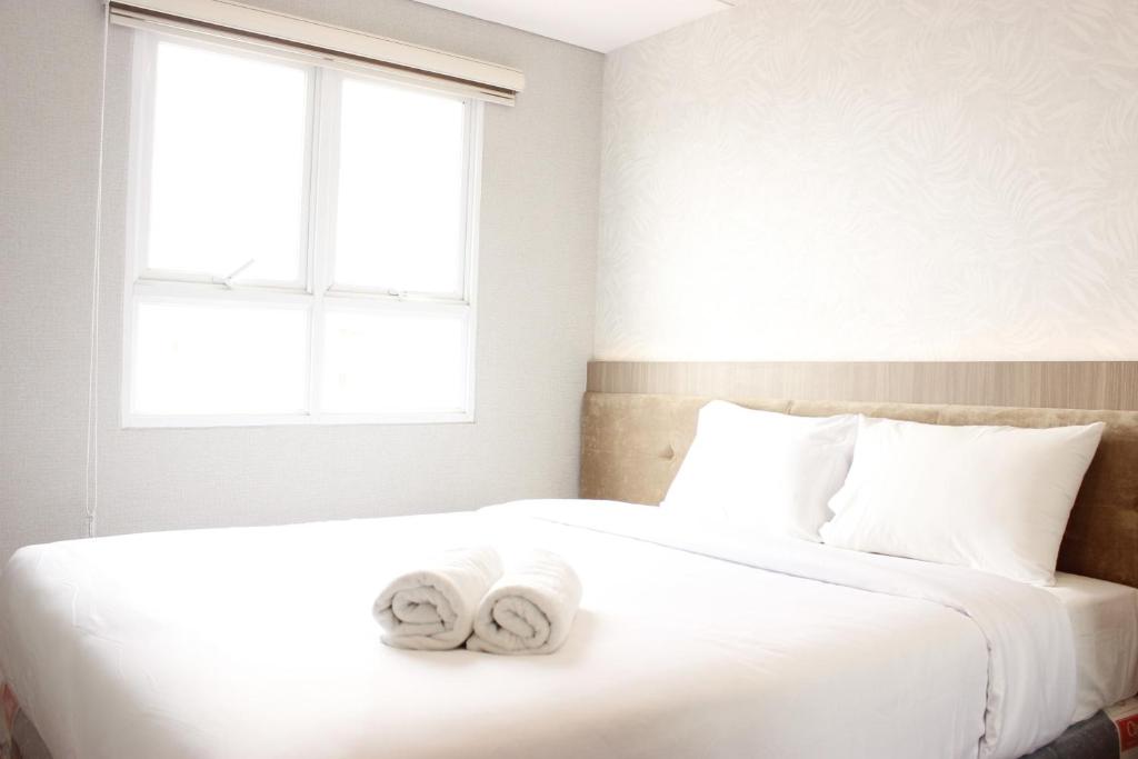 Classic 2BR Apartment At Gateway Pasteur near Exit Toll By Travelio