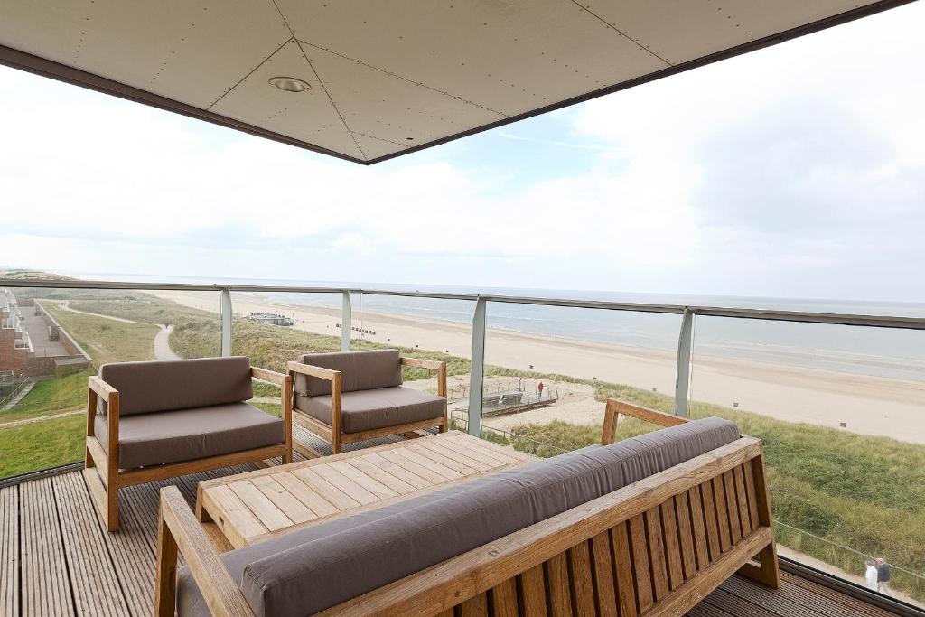 Maris Apartments photo 4