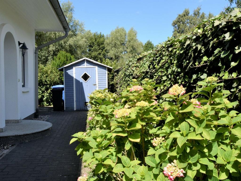 Spacious apartment in Graal-Muritz Germany with Balcony photo 3
