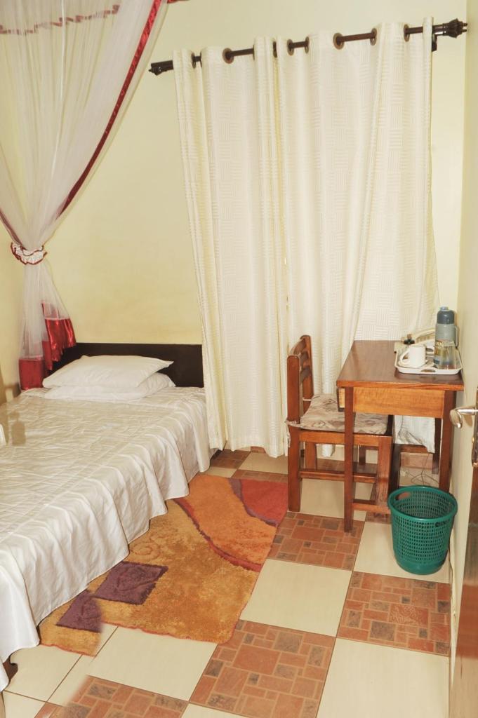 Scroll Inn Hotel photo 3