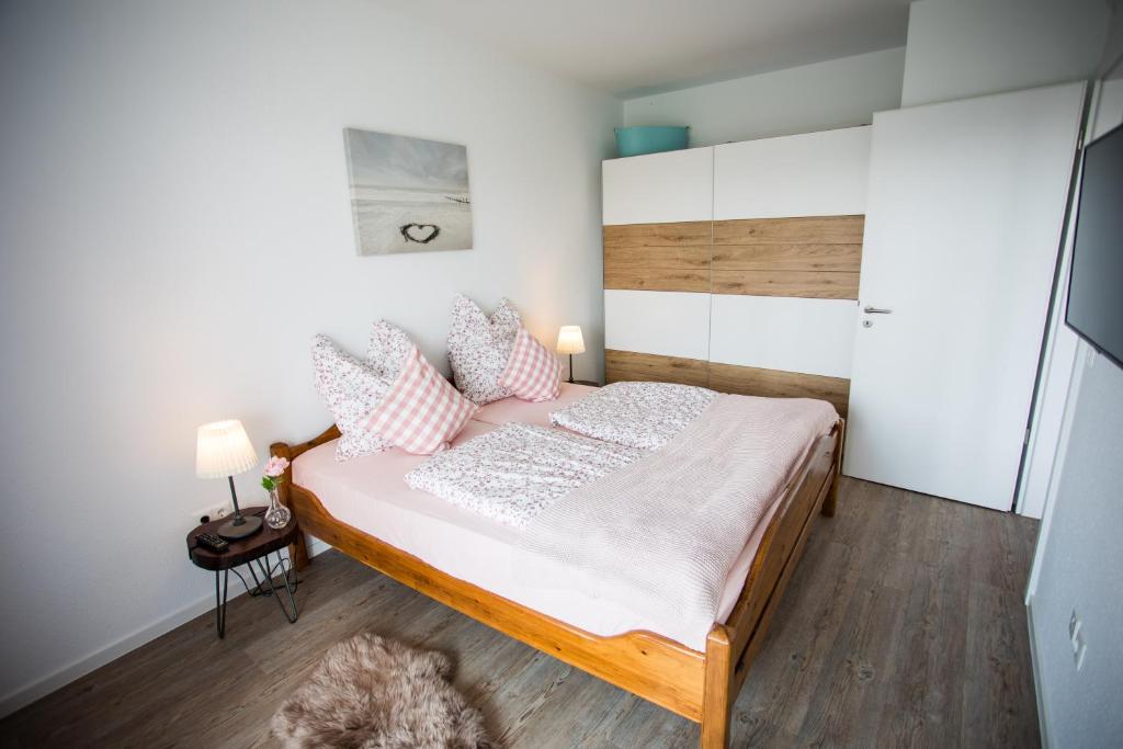 Strandchalet Elmo I in Wremen photo 3