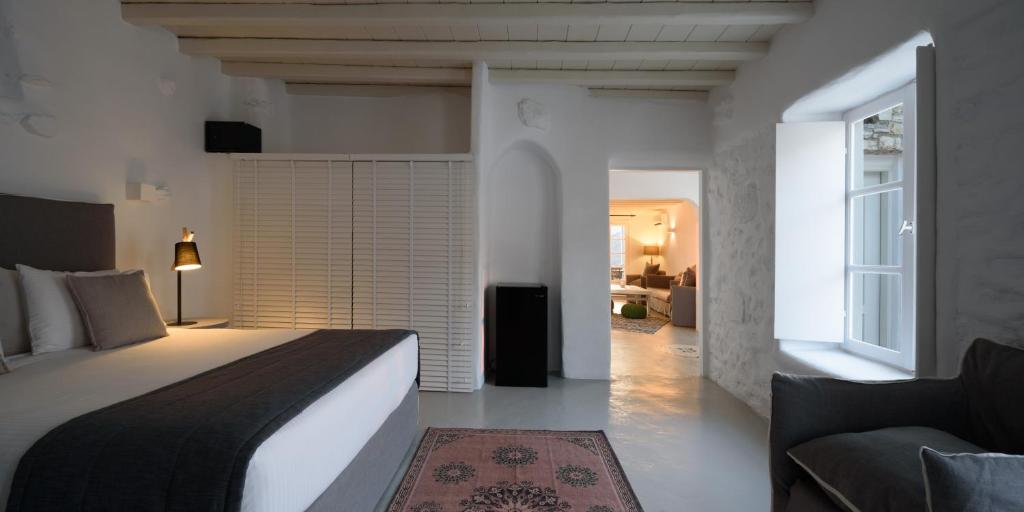 Cova Mykonos Suites photo 4