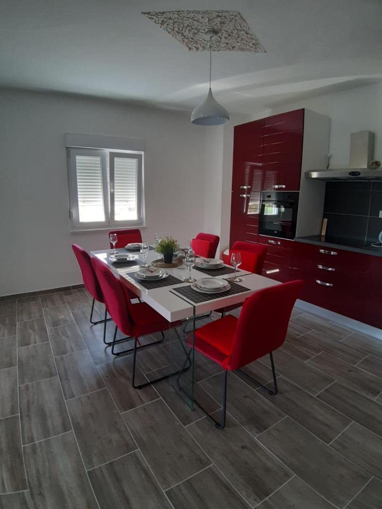 Holiday House Ivan photo 4