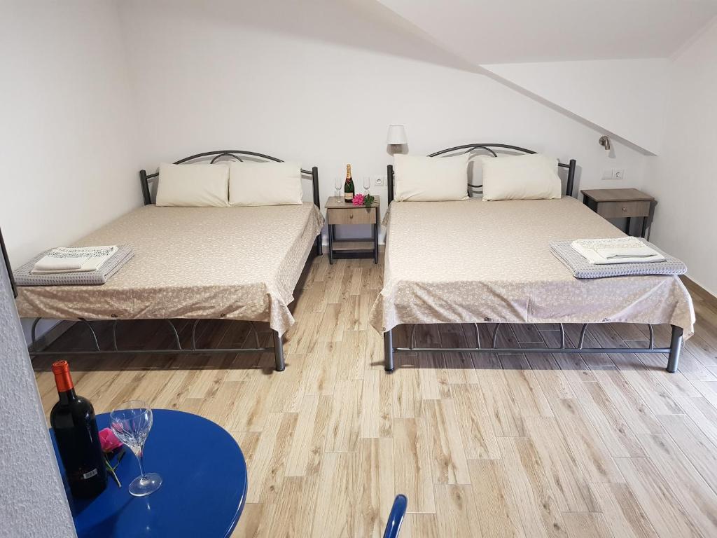 Villa Giannis Apartments photo 2