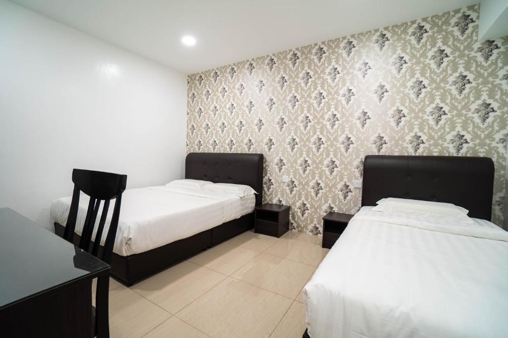 Трехместный (Улучшенный трехместный номер), Crystal Garden Hotel (Tasik Selatan)