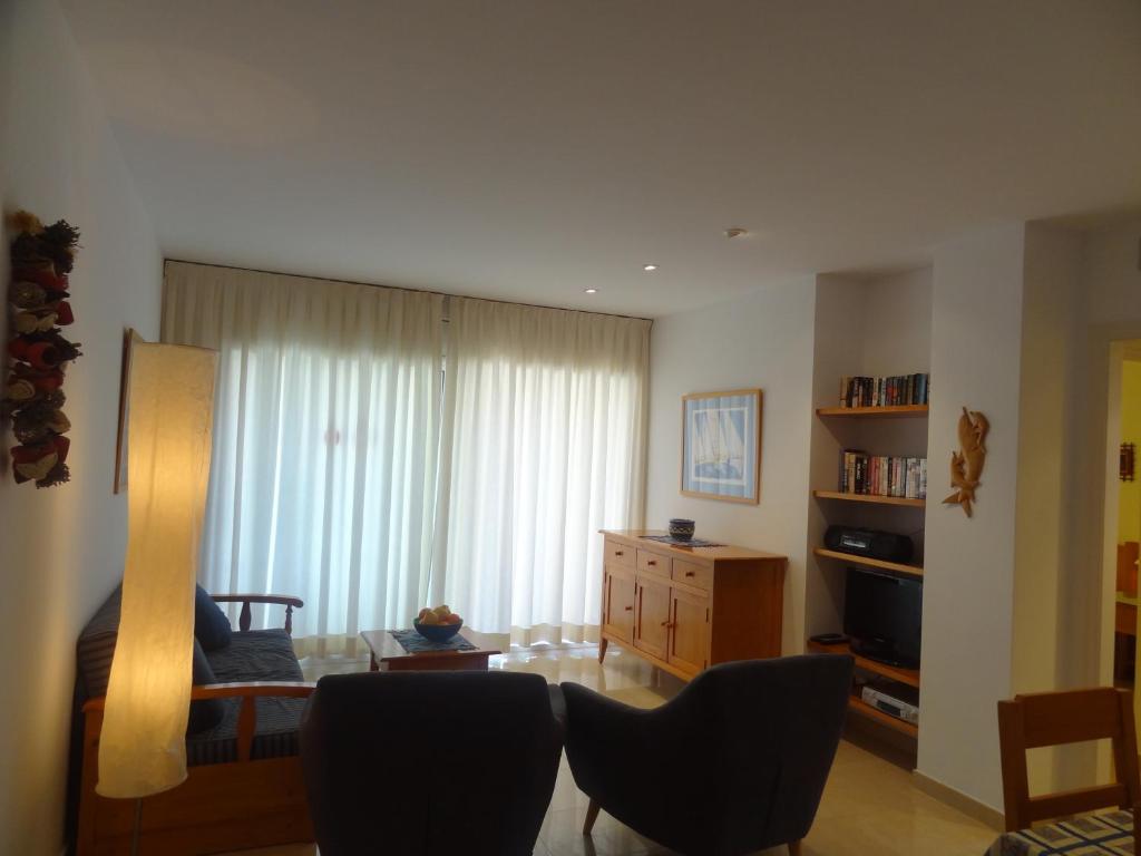 Apartamentos Las Brisas photo 3