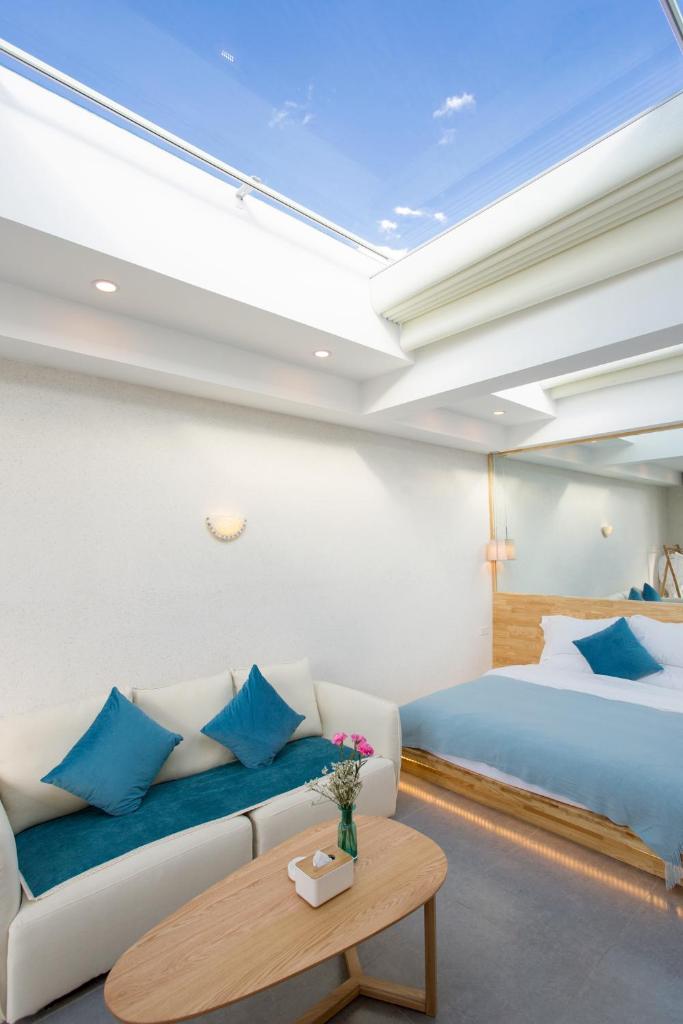 Двухместный (Номер с кроватью размера «king-size» и видом на озеро), Butterfly Resort Villa
