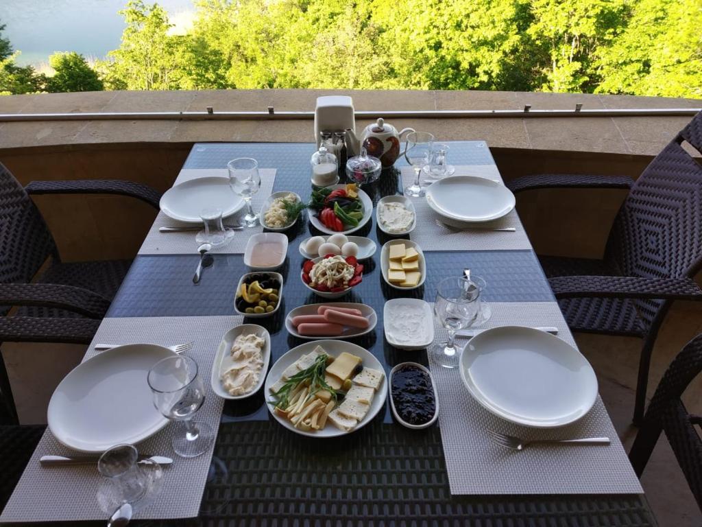 Goy Gol Lake Resort photo 2