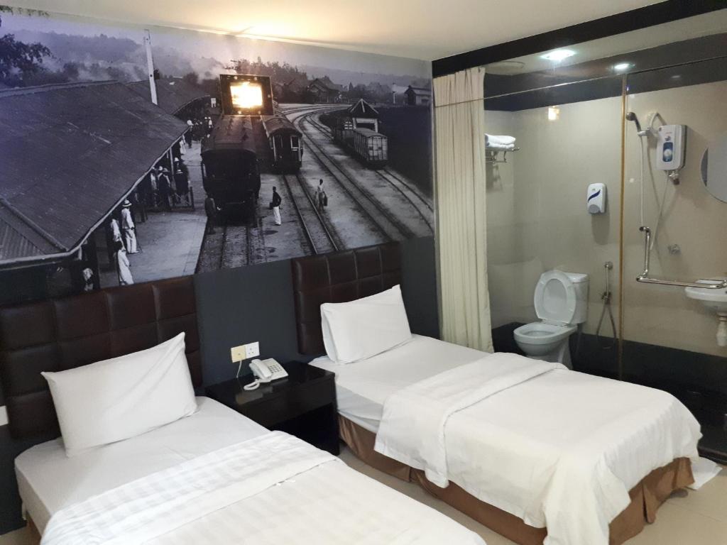 Двухместный (Двухместный номер Делюкс с 2 отдельными кроватями), DE NICE INN