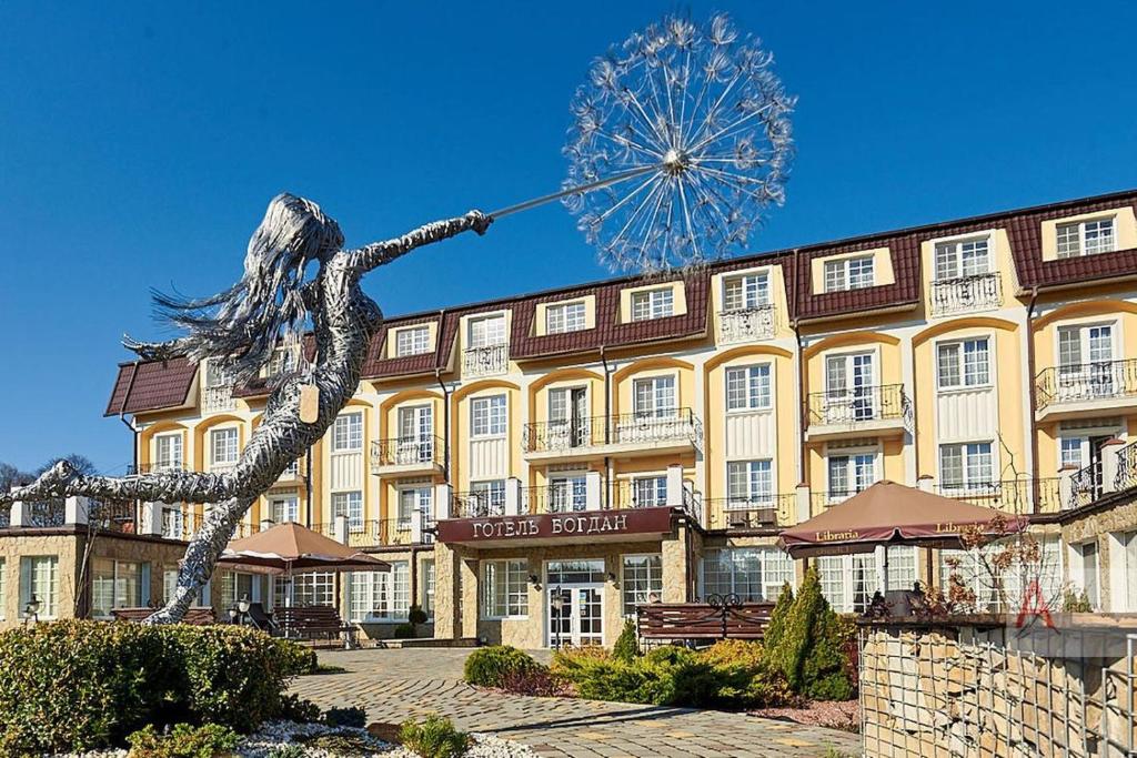 Hotel Bogdan photo 1