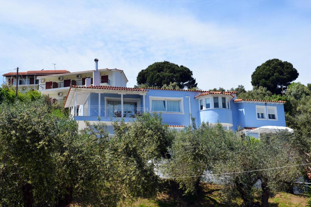 Orestis Suites photo 3