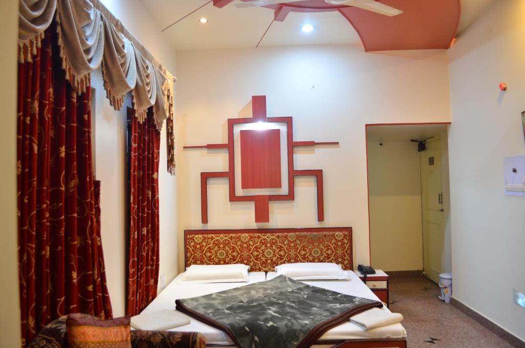 Двухместный (Стандартный двухместный номер с 1 кроватью), Hotel Kalyan