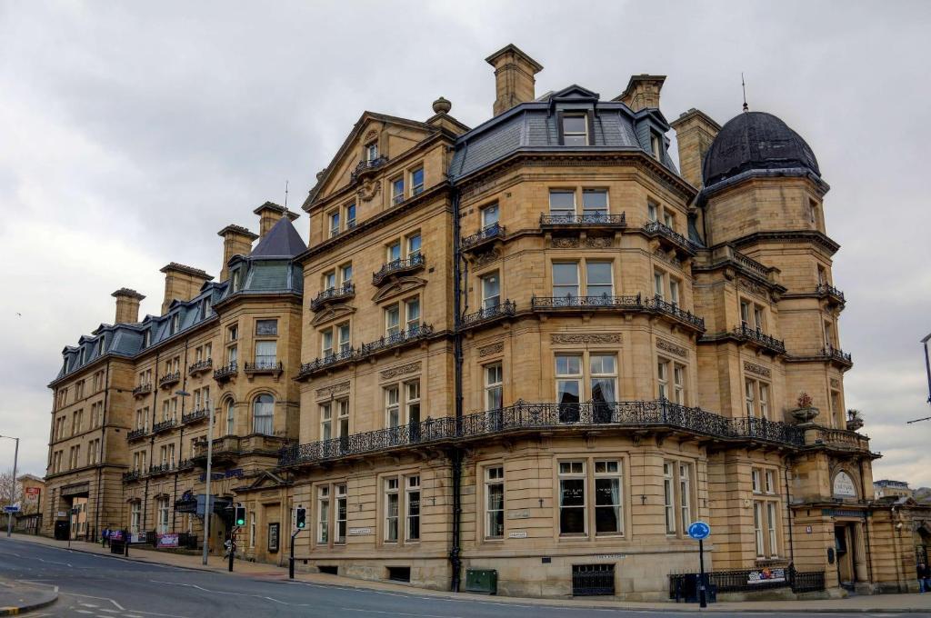 Midland Hotel Bradford - Tap to explore photos