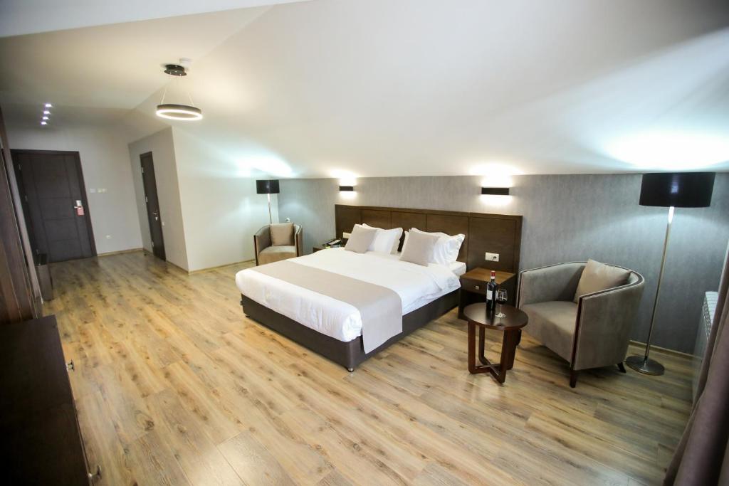 Crystal Hotel & SPA photo 4