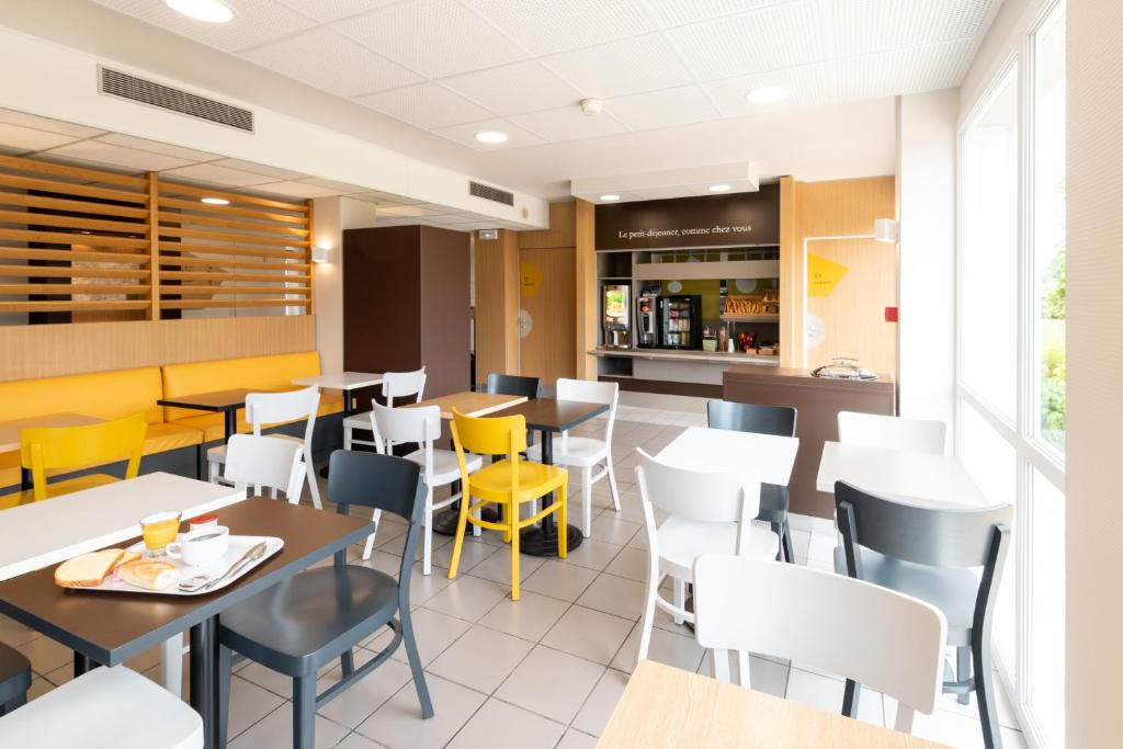 B&B HOTEL Evreux photo 2