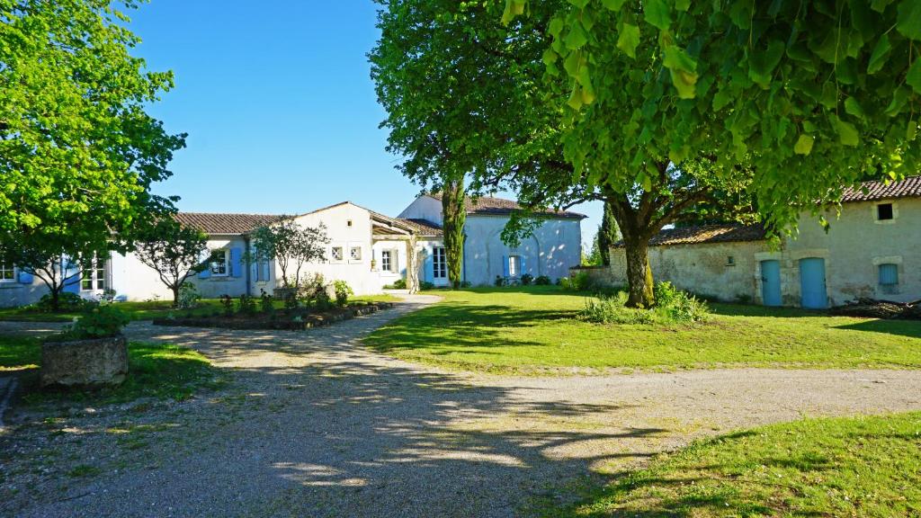 Domaine du Grand Theuillac photo 3
