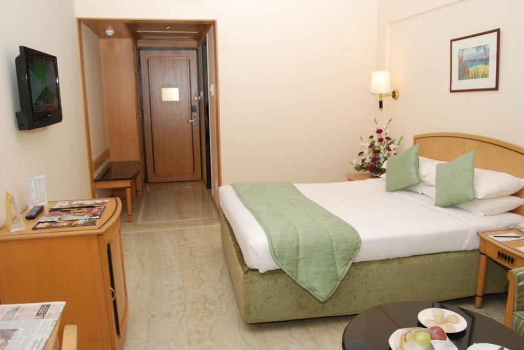Двухместный (Стандартный двухместный номер с 1 кроватью), Beverly Hotel