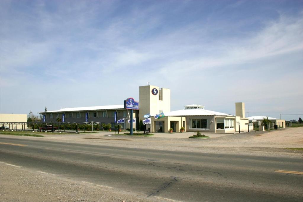 Elegance Hotel photo 2