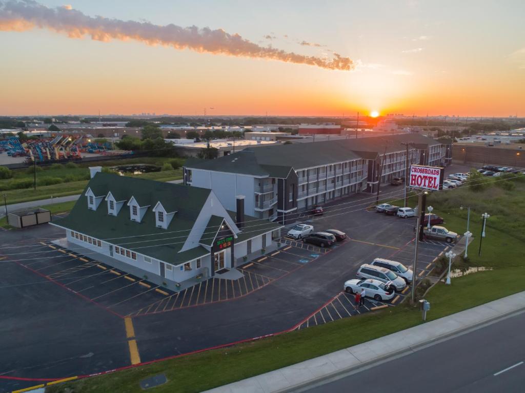 The Crossroads Hotel and Suites Irving image
