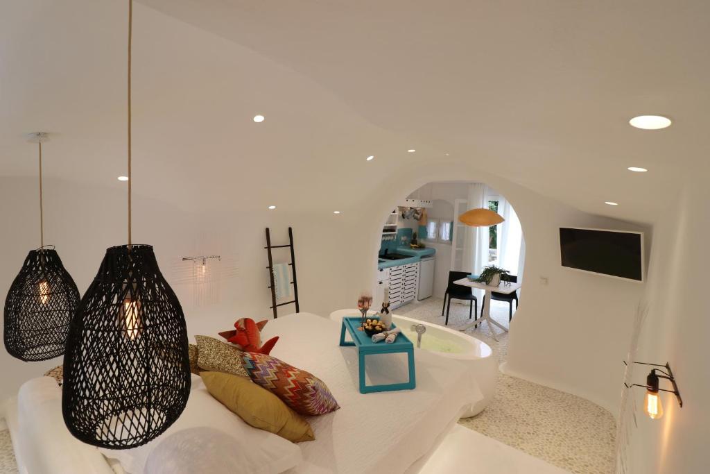 Naxos Cave Suites - Tap to explore photos
