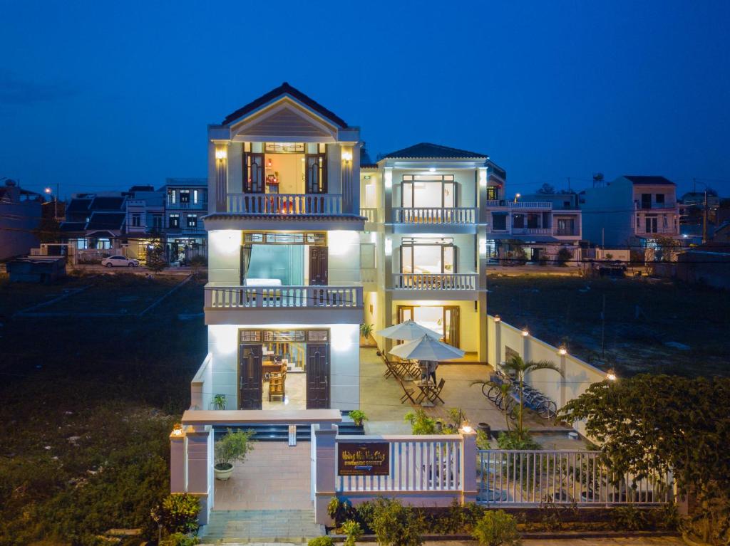 Riverside Sunset Homestay