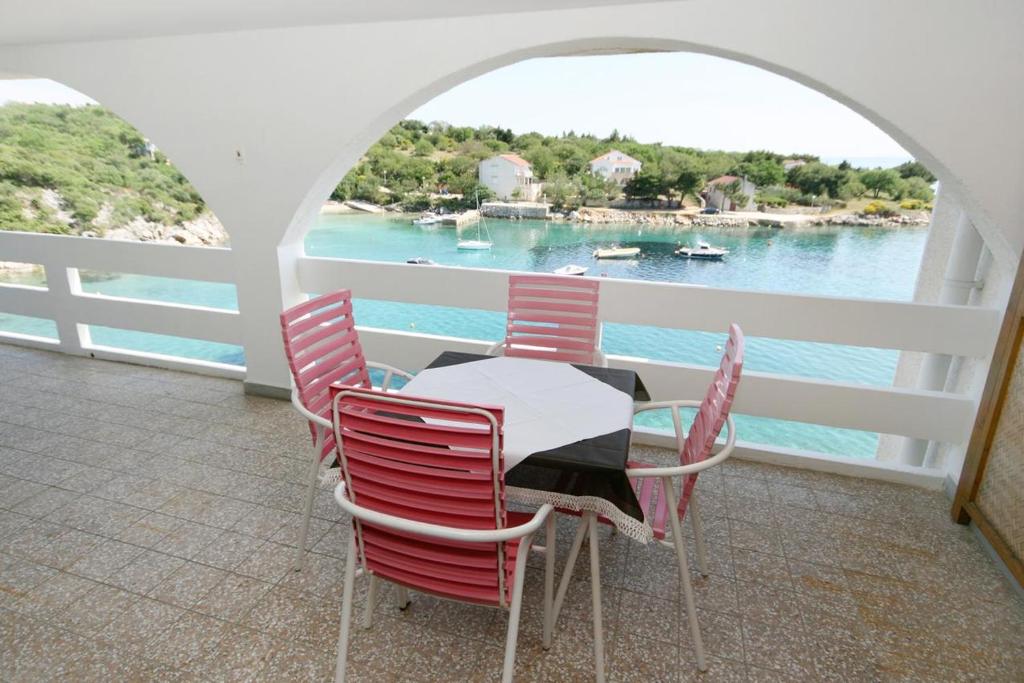 Апартаменты (Апартаменты с 1 спальней, террасой и видом на море), Seaside apartments with a swimming pool Potocnica (Pag) - 6407