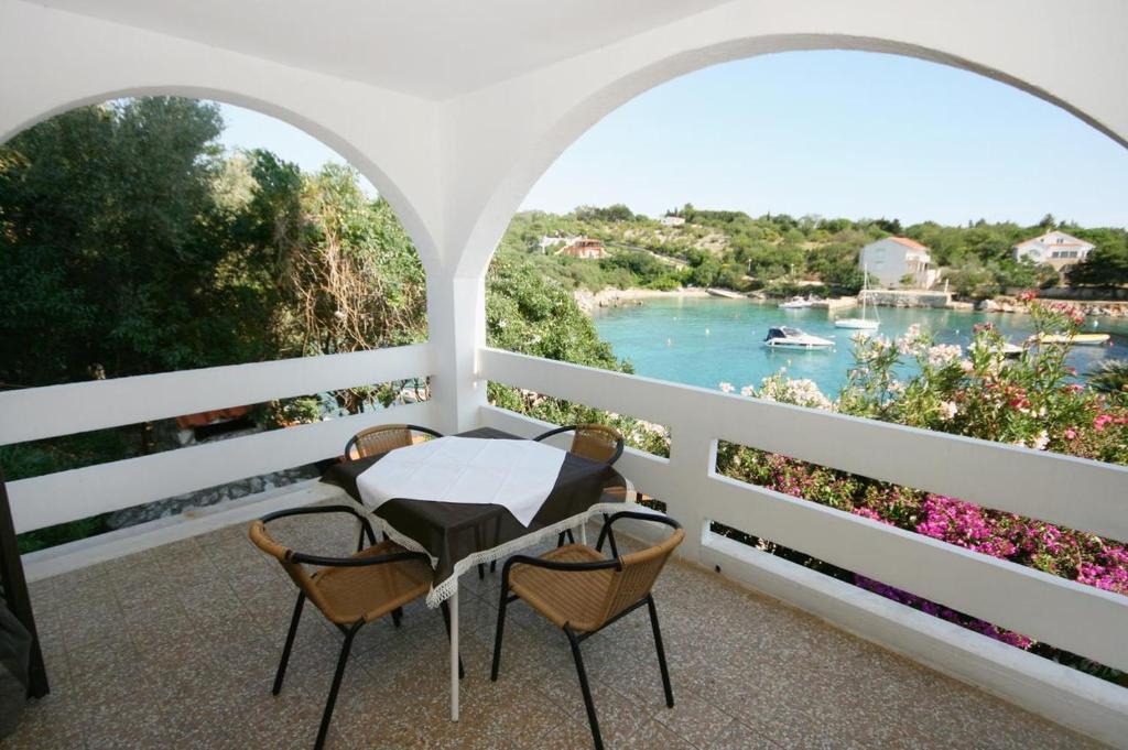Апартаменты (Апартаменты с 1 спальней, террасой и видом на море), Seaside apartments with a swimming pool Potocnica (Pag) - 6407