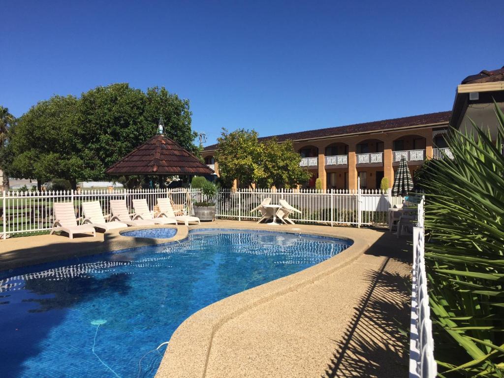 Lakeview Motel photo 3
