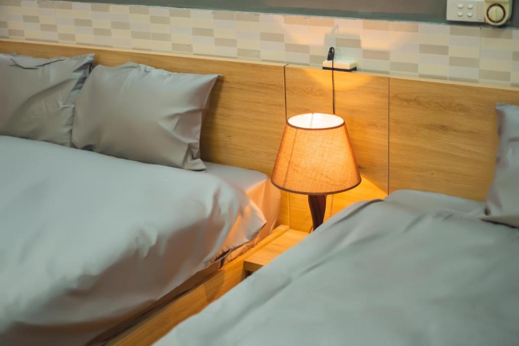 KemKay CityView ✩3s to HKLake✩Big Balcony