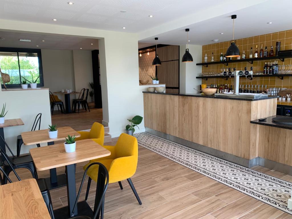 Logis Hotel Bellaroc photo 2
