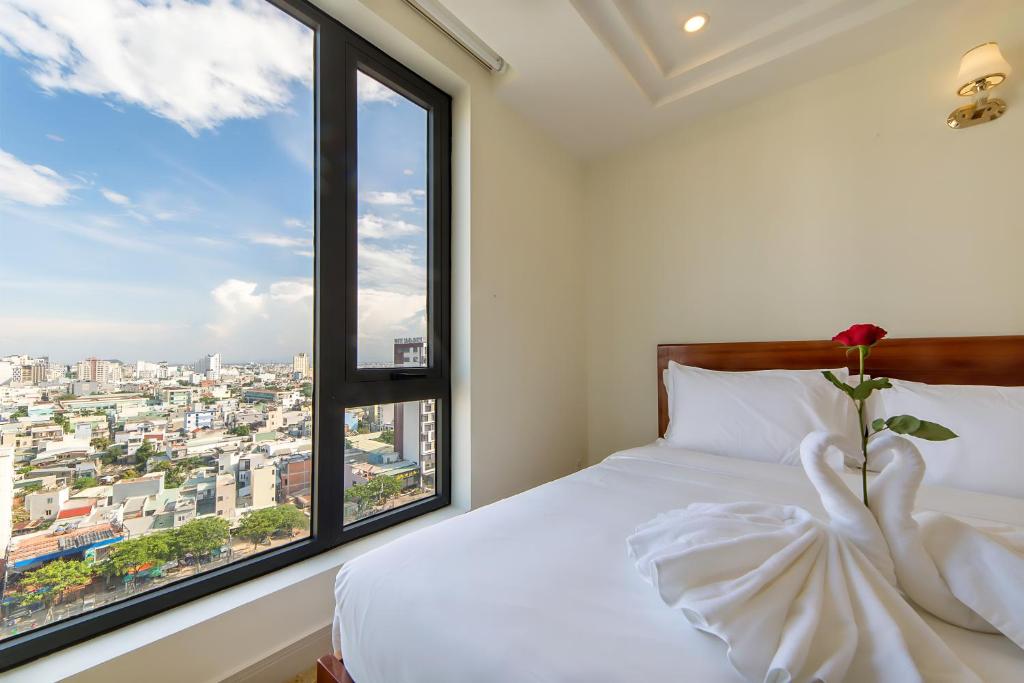 Двухместный (Улучшенный двухместный номер с 1 кроватью), Phuoc My An Beach Hotel