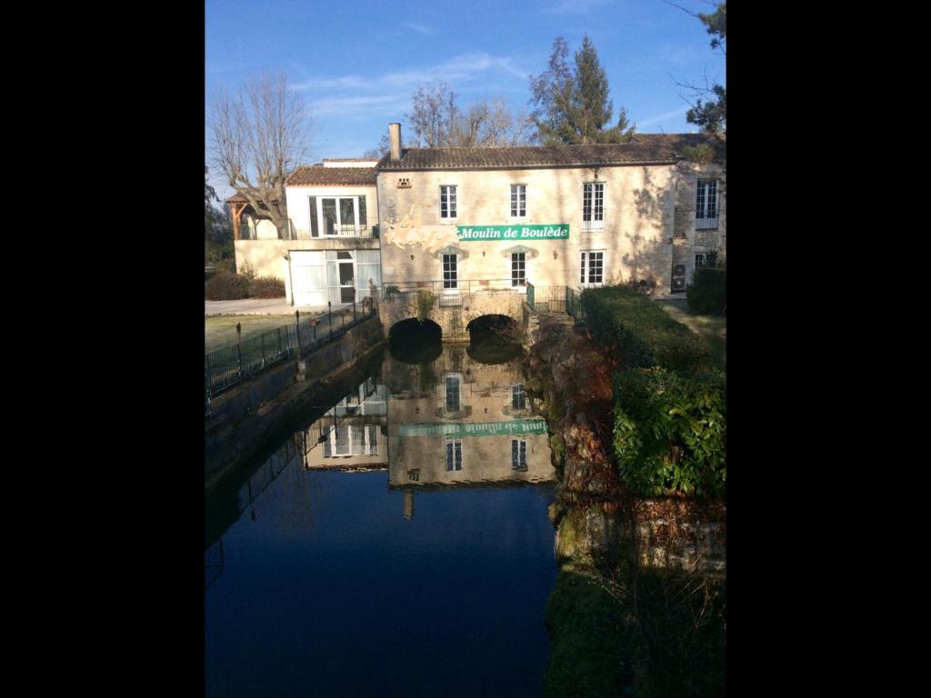 LE MOULIN DE BOULÈDE