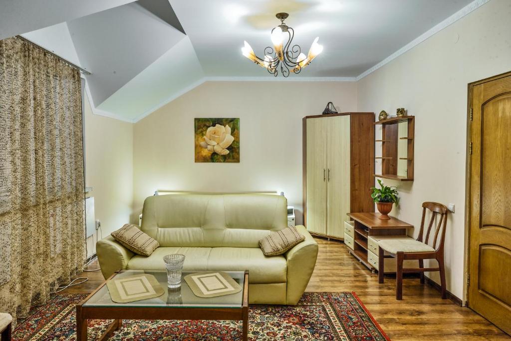 Апартаменты / Mieszkania / Apartments Svitlana