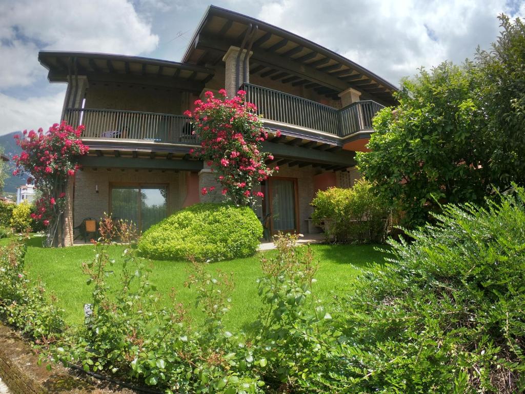 Casa Gardenia photo 2