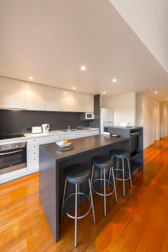 Southern Ocean Villas photo 2