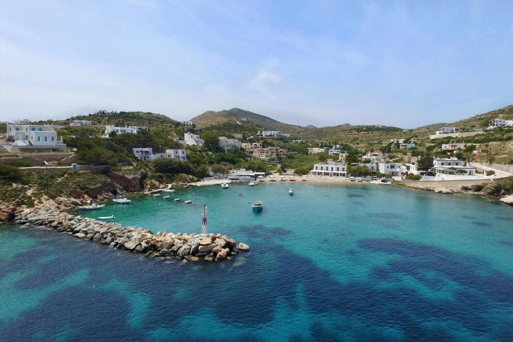 Deck1Syros Premium Apartments photo 2