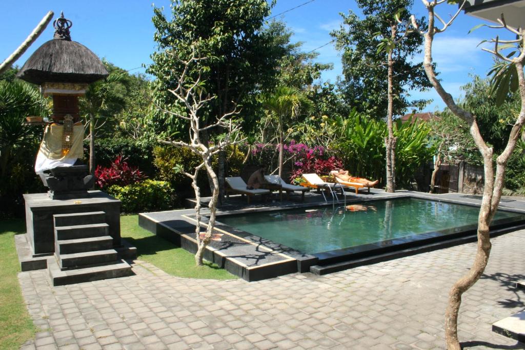 Uluwatu Made Guesthouse photo 4