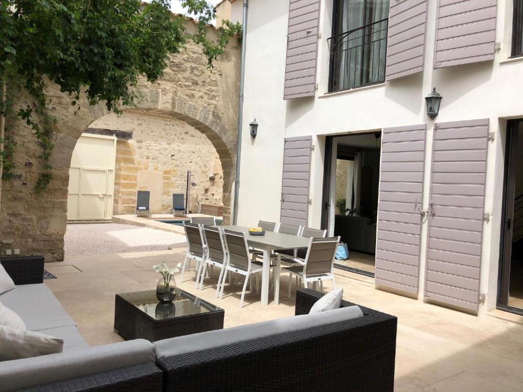 ARCHE DE PEZENAS photo 3