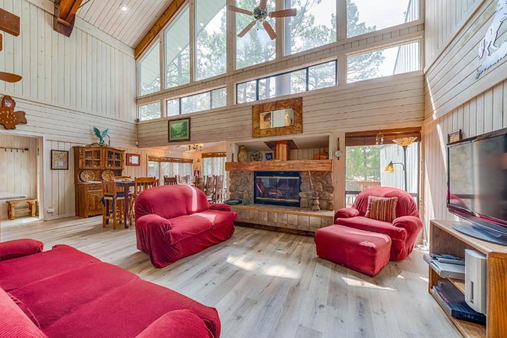 Alto Chalet image