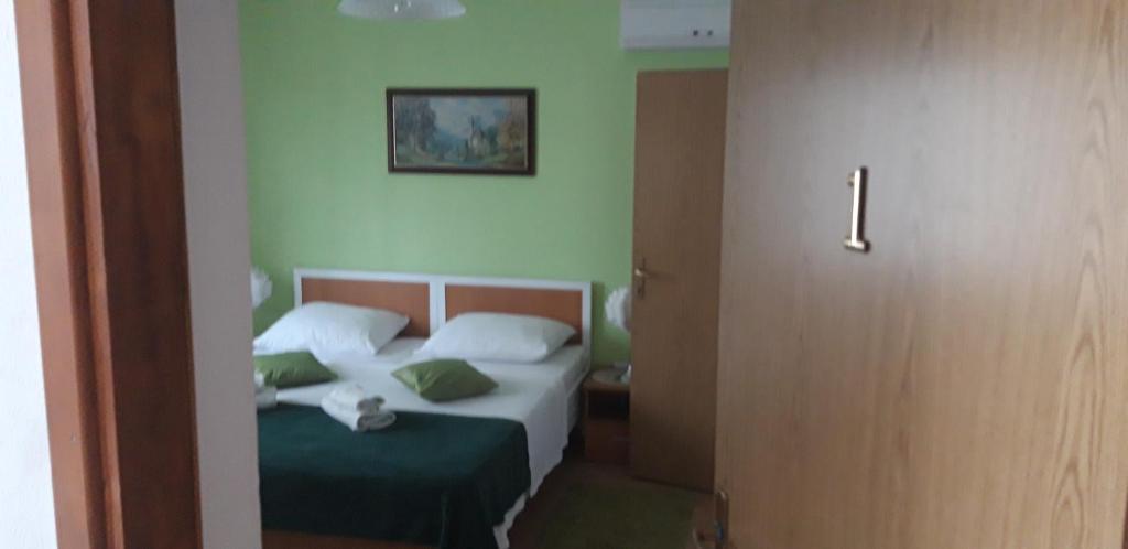 Guest House Ana photo 1