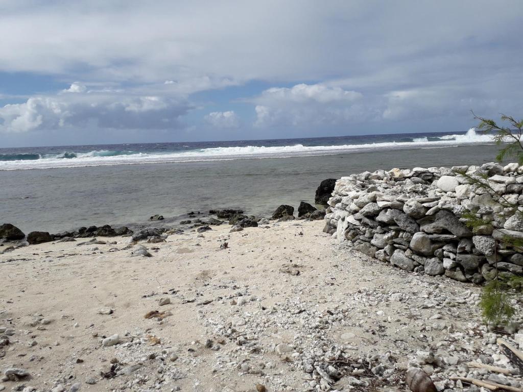 2rangi Beach Homestay at Mirimiri Spa photo 4