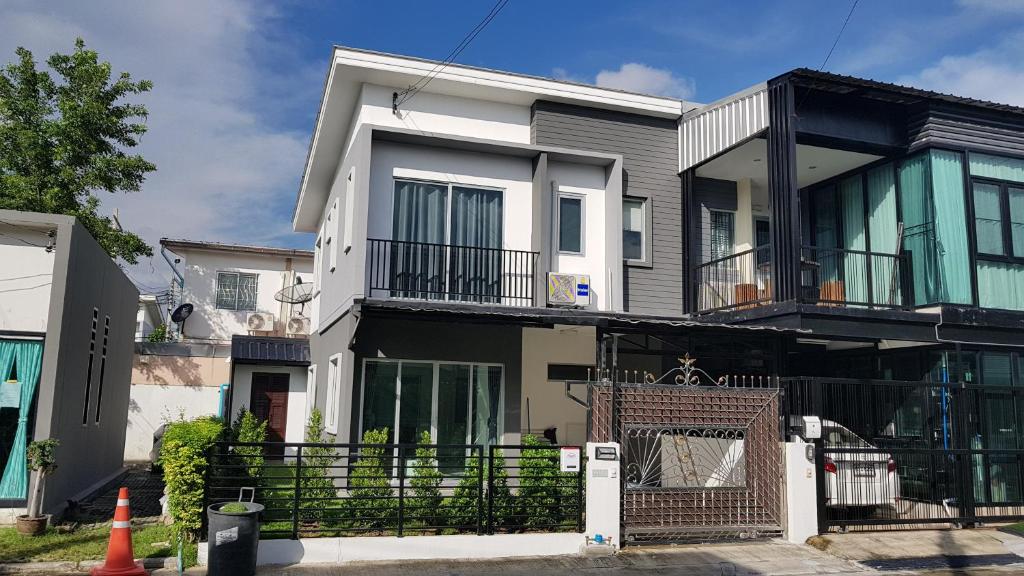 NIDO Guest House photo 1