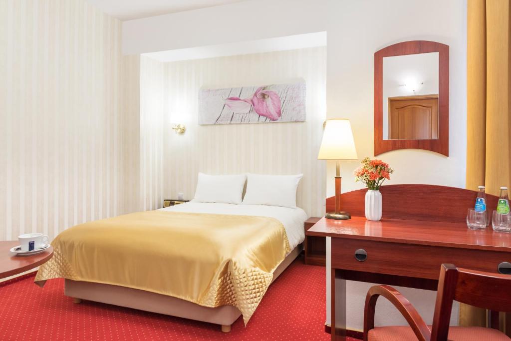 Двухместный (Улучшенный двухместный номер с 1 кроватью), Hotel Arkadia