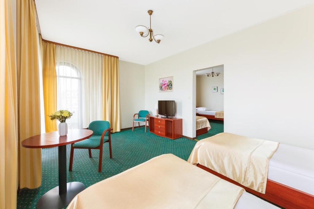 Четырехместный (Четырехместный номер), Hotel Arkadia
